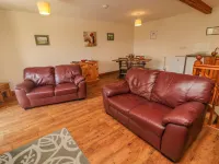 Hayloft Cottage Hotels in Ravenstonedale