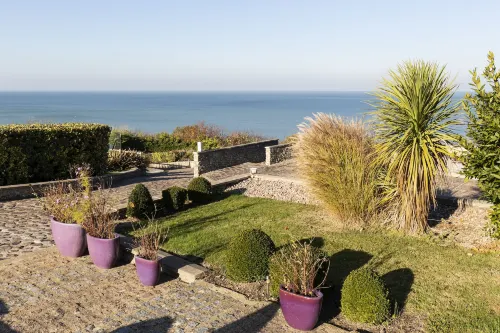 Domaine du Grand Bec Hotels in Cricquebeuf