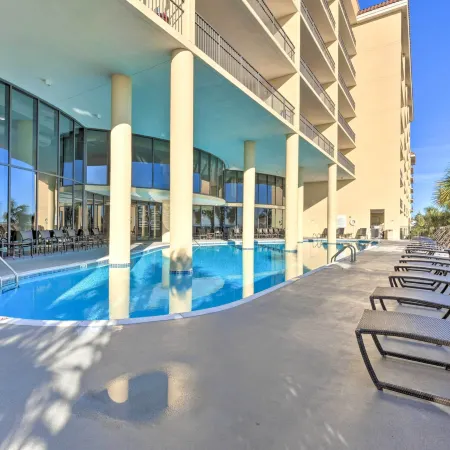 Beachfront Dauphin Island Condo Pool Access!
