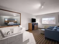 AmericInn by Wyndham Woodstock IL - Gym