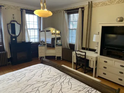 Stevenson Farms-Harvest Spa B & B