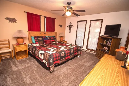 Huge Ruidoso W/ Game Room, Pool, 2 Balconies, 2 Kitchens - Sleeps 17! 6 Bedroom Condo by RedAwning - 3-Star