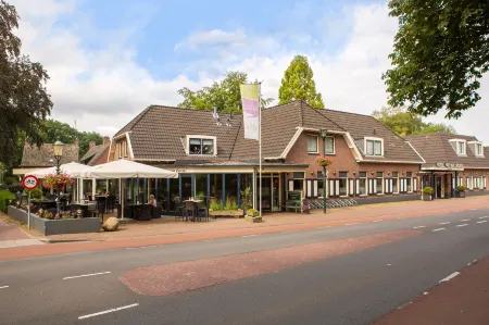 Hotel Hof Van Twente Отели в г. Ambt Delden