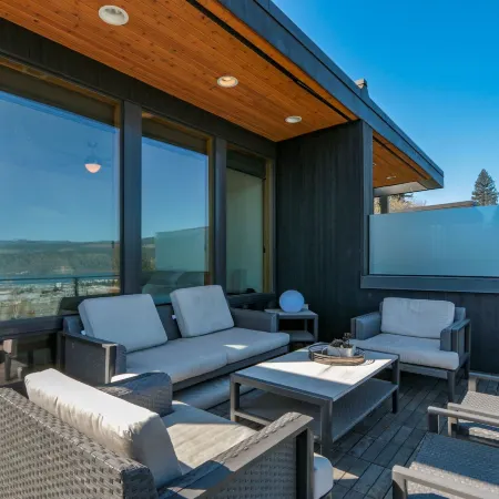 Columbia River Gorge View Four Condo