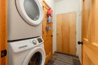 24 Snake River Village Townhomes Condo - Apartments
