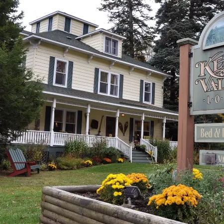 Keene Valley Lodge