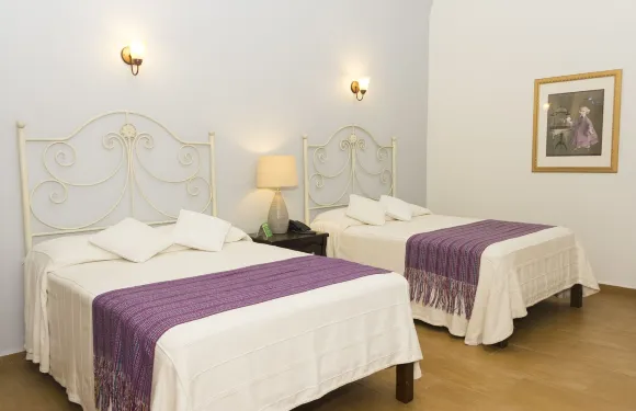 唐豪爾赫卡索納酒店