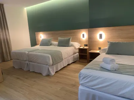 Hotel Don Pepo Отели в г. Бадахос