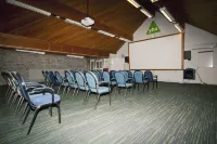YHA Castleton Losehill Hall Hotels in Castleton