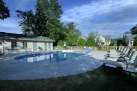 The Wentworth - Pools