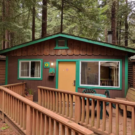 Emerald Forest Cabins