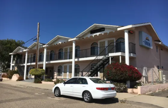 格羅弗比奇海景旅館