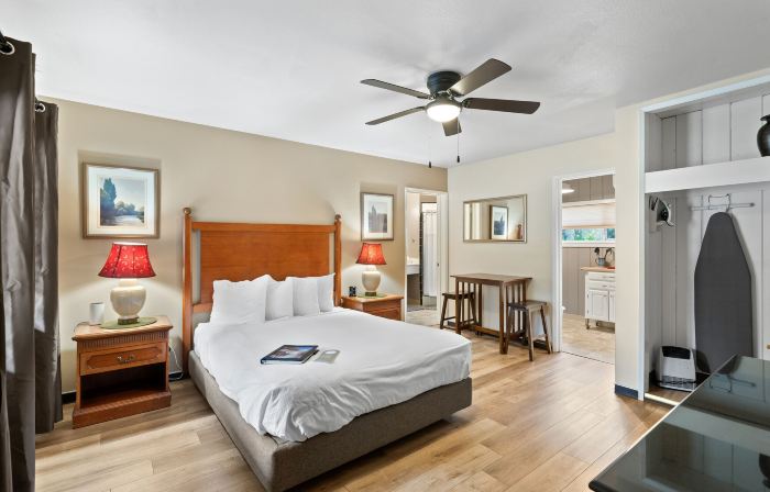Indian Creek Lodge