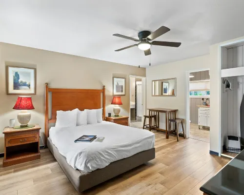 Indian Creek Lodge Hotels in Trinity County