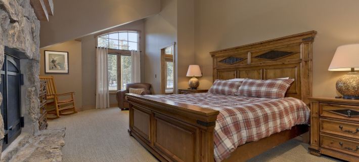 Stonegate #5 5 Bedroom Home by RedAwning Hotels in Mammoth Lakes
