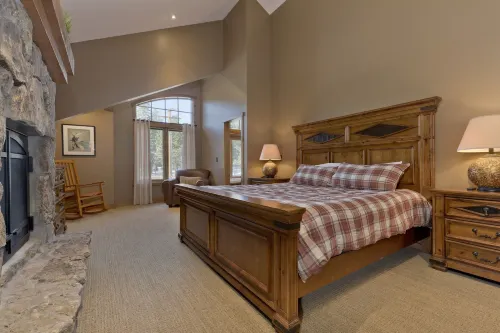Stonegate #5 5 Bedroom Home by RedAwning - 4-Star