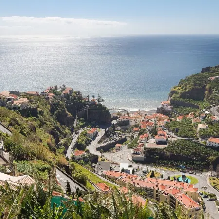 HOME ARAÚJO - (13090 / AL) fantastic view of the village and the beach of Ponta do Sol