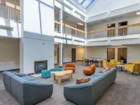 Brewster Hall Hotels in Cheney