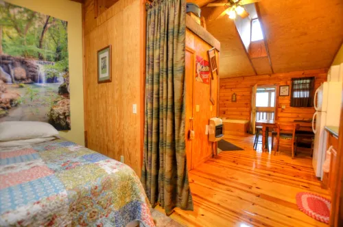 Panther Creek Cabins - 3 tähden