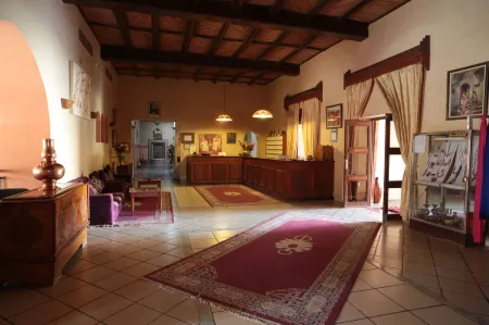 Hotel le Tinsouline Отели в г. Тамгрут