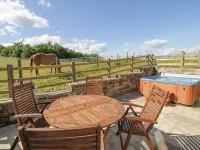 Lake Farm Cottage Hotels in Markington with Wallerthwaite