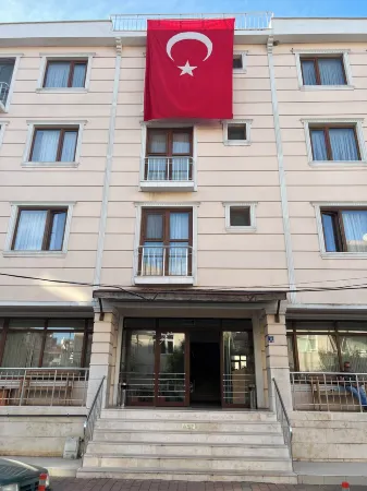 AKAR PANSİYON Отели в г. Чанаккале