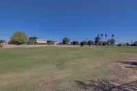 Golf Course View! Dog-Friendly Retreat in Glendale