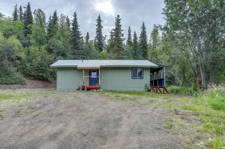 Alaskan Retreat Near Matanuska Glacier and River! Отели в г. Глейшер Вью