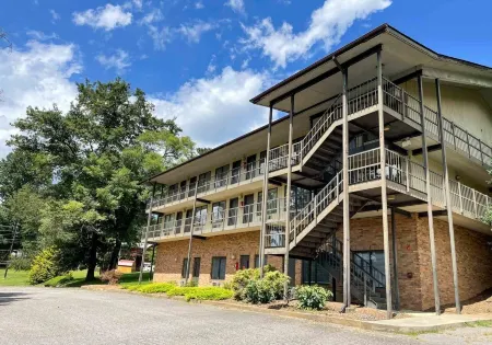 Hillside Lodge Отели в г. Пиджен