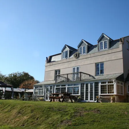 Great Trethew Manor Hotel & Restaurant