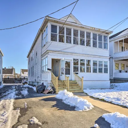 Charming Albany Retreat ~ 3 Mi to Downtown!