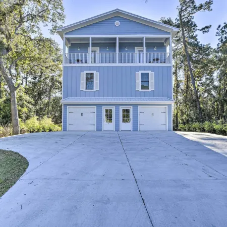 Modern Escape in the Heart of Murrells Inlet