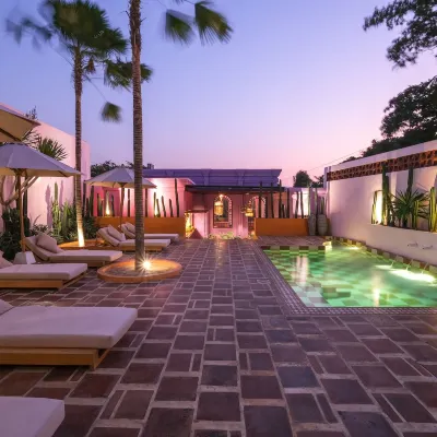 El Barrio Boutique Hotel & Bar Hotels near Umalas