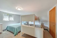 Family-Friendly Yakima Escape w/ Yard & Pool!