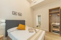 Urania Cadiz Apartments