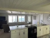 Lakefront Paradise  - Sleeps 6 - Only $400/Night