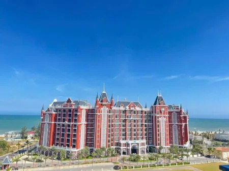 Nova Beachfront Haven Villa Отели рядом с достопримечательностью «Dino Park Phan Thiet»