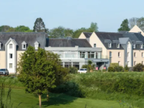 Hôtel Mercure Omaha Beach Ξενοδοχεία στην πόλη Lower Normandy