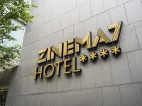 Hotel Zinema7 Hotels near Monte Urgull