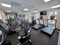 Minutes to the Beach! Waterfront House, BBQ Grill -Rooftop Deck / River View. Hotels in Jensen Beach