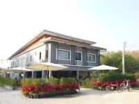 Ban-Kaeng Resort