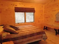 Renew & Relax in Tranquil & Comfortable Log Cabin