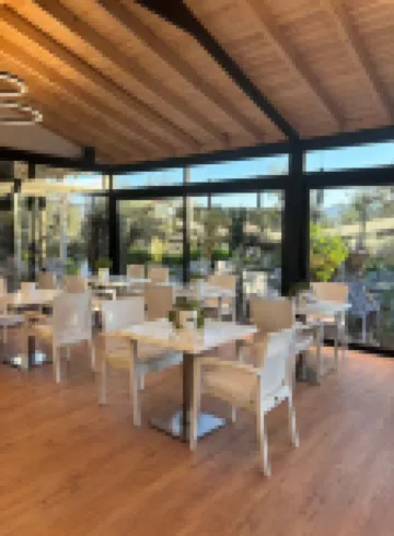 Ampoulos Rooms & Apartments