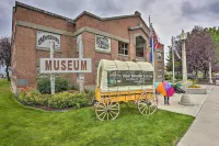 Pet-Friendly Baker City Escape w/ Private Yard! - Kæledyr tilladt