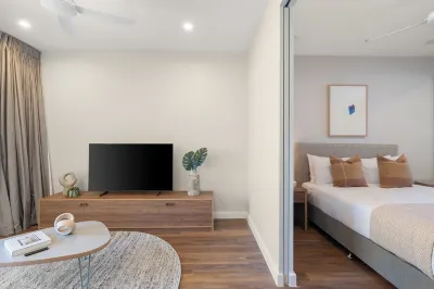 South Brisbane Apartments by Urban Rest