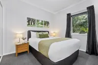 Emerald Inn by Travellers