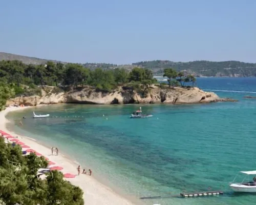 Moonbeam Hotel Hotels near Pefkari Beach