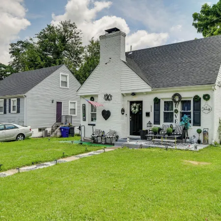Newly Remodeled! Luxe Gem - 3 Mi to Johns Hopkins
