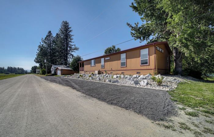 Newport Riverfront Home w/ Deck + Fire Pit!
