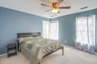 4 Mi to Dulles Airport: Spacious D.c. Area Home Hotel a Floris